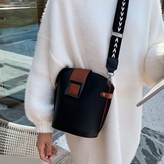 Casual Handbag with Wide Strap, Luxury Women's Shoulder Bags, PU Leather Crossbody Bag (Color: Khaki, Size: 9 * 7 * 5 inch) Brand: EKLART