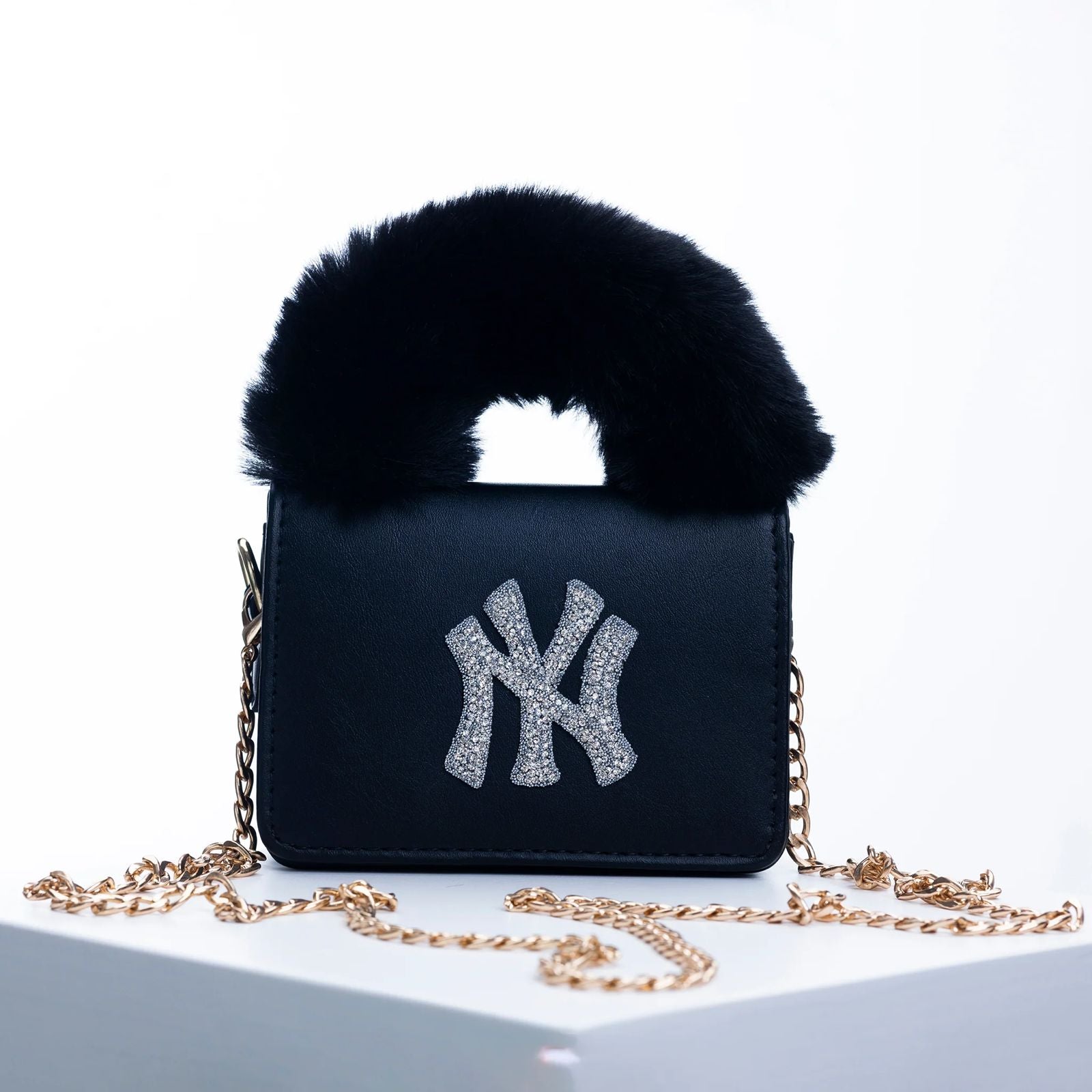 ❤️ Luxury  Fur Handle Mini Crossbody Bag for Girls &amp; Women